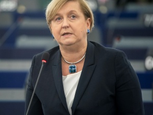 Ponad podziałami. Apel eurodeputowanej PiS do KE podpisało 39 europosłów reprezentujących 6 grup politycznych