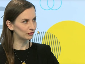 Spurek zestawia kobiety i czarnoskórych ze zwierzętami?! Internauci wzburzeni