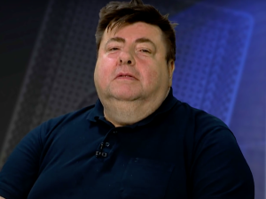 „Na tego bydlaka kompresor to za mało”. Odrażający hejt po informacji o ciężkim stanie Piotra Semki