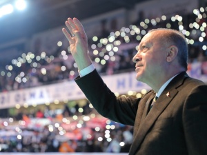 Koronawirus? Nie w Turcji. Erdogan urządza wielki wiec partyjny