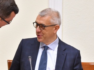 Obrzydliwe. Internauci nie kryją oburzenia powiązaniami Giertycha z Sokiem z Buraka