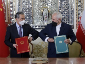 Iran i Chiny zacieśniają sojusz. Podpisali rekordową umowę?