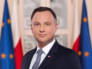 Prezydent Duda reaguje na materiał Wiadomości TVP