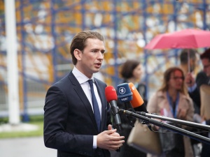 Kurz: Austria prawdopodobnie kupi rosyjską szczepionkę Sputnik V