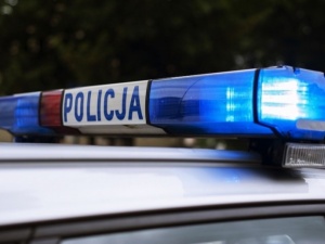 21-latek oferował fałszywe zaświadczenia o negatywnym wyniku testu na koronawirusa. Grozi mu nawet 8 lat więzienia
