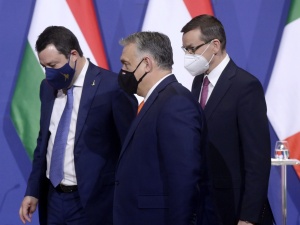 Nowe rozdanie kart? Włoskie media o spotkaniu Orbana, Morawieckiego i Salviniego