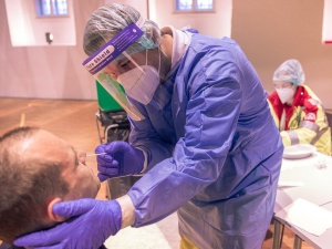 Anglia: Darmowe testy na obecność koronawirusa dla wszystkich
