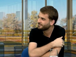 Dziennikarz Onetu pożegnał Krawczyka w specyficzny sposób. Wildstein: Hologram profesora z Onetu uznał za stosowne pochwalić się...