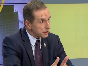 Rządy pełne chaosu, kolesiostwa, a niektórzy mówią: zasad mafijnych. Grodzki atakuje PiS