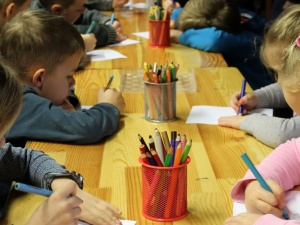 Konkurs na zajęcia z „edukacji antydyskryminacyjnej” w Poznaniu zorganizowany z naruszeniem przepisów