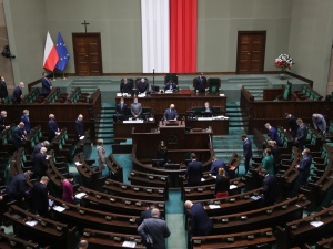 [najnowszy sondaż] Hołownia znowu deklasuje Budkę. PiS zdecydowanie na czele