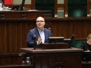 Skoro PO szukała nieruchomości Obajtka, to może poprosiliby CBA o sprawdzenie oświadczeń Kropiwnickiego