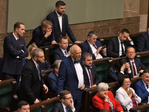 Korwin-Mikke ukarany przez sejmową komisję etyki. Chodzi o dwa wpisy na Twitterze