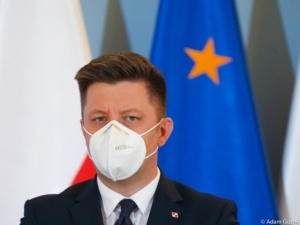 Do Polski dotrze 1 mln 100 tys szczepionek mniej  