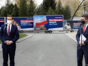 Premier miga się od spotkania ze związkowcami.  Jutro jego biuro poselskie odwiedzi Solidarność!