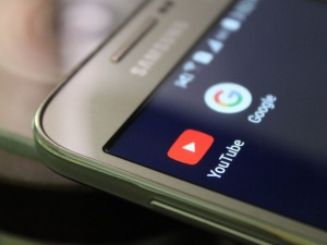 Youtuber podczas relacji online doprowadził do śmierci kobiety. Sąd podjął decyzję