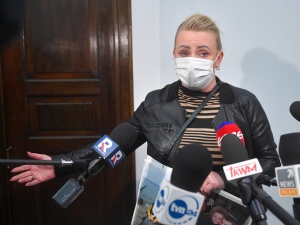 Minister Dworczyk przeprosił Hartwich i wysłał jej kwiaty. Jest odpowiedź posłanki