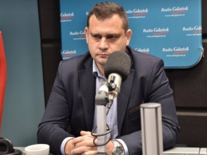 Michał Ossowski: Zachowanie Platformy Obywatelskiej przypomina lot ćmy w kierunku płonącej świecy