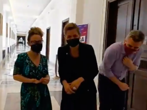 [Video] Czy to prawda, że Lewica poprze Wróblewskiego na RPO?. Żenujący występ posłów Lewicy