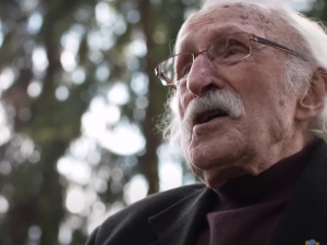 [video] Choć kawa czorno czy gorzko, byle polsko!. Wzruszający spot Franciszka Pieczki z Prezydentem Dudą