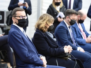„Niestety trzeba to mocno powiedzieć…”. Ważne słowa premiera w Wilnie