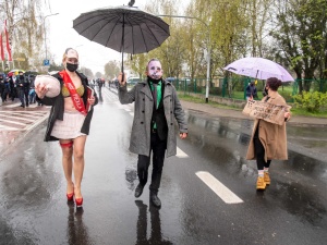 [WIDEO] „Chryja pod Radiem Maryja”. Niska frekwencja na manifestacji przeciwników o. Rydzyka