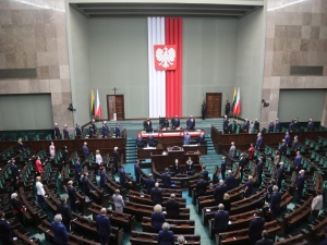 KO domaga się przełożenia posiedzenia Sejmu