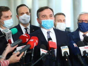 Ziobro: SP jest przeciw przenoszeniu kompetencji państwa polskiego na rzecz Brukseli