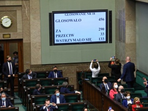 [SONDAŻ] Sejm ratyfikował Fundusz Odbudowy. Co Polacy sądzą o tej decyzji?