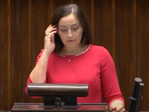 Zaskakujący wpis posłanki PiS, która zagłosowała przeciw. „Dowiedziałam się, że zostanie ukarana moja rodzina”
