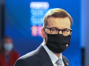 Premier Morawiecki na unijnym Szczycie Społecznym: Polska przeznaczyła 10 proc. PKB na ochronę miejsc pracy