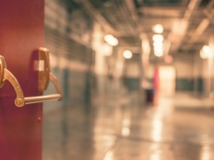 „Ta operacja najprawdopodobniej uratowała mi życie”. Znany poseł PiS ponownie trafił do szpitala