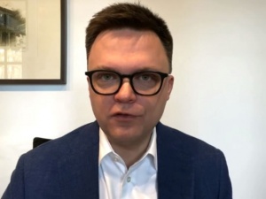 Mocny komentarz! „A tu pojawił się Hołownia przyjmujący każdy polityczny spad”