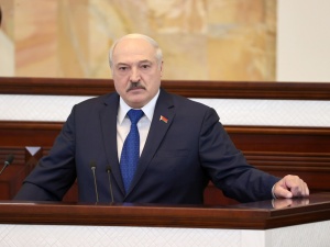 Samoloty przewoźników z Białorusi nie wlecą w polską przestrzeń powietrzną. Jest decyzja rządu
