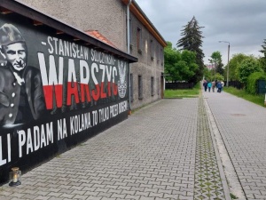 Mamy to! Zabrzański samorząd upamiętnił niezłomnego generała. Po deptaku Warszyca będzie chodził do kościoła jego syn i wnuki