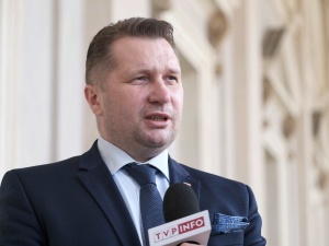 Sejm uchwalił nowelizację. Minister edukacji i nauki będzie mógł ustanawiać programy