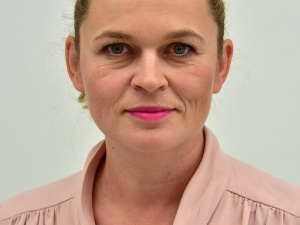 Niedziela, godzina 13. Feministka, posłanka Barbara Nowacka uradowana tweetuje o penisie prezydenta RP