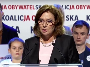 Kłamał, że choruje na białaczkę i wyłudzał pieniądze na leczenie. Burza po ujawnieniu informacji dot. asystenta Kidawy-Błońskiej