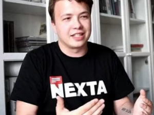 Białoruś. Aresztowany Pratasiewicz w wywiadzie dla państwowej TV „demaskuje” opozycję; krytykuje m.in. Polskę