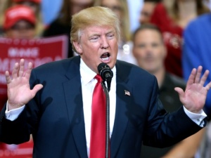 Jest decyzja Facebooka ws. konta Trumpa. Do kiedy będzie zablokowany?