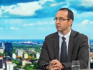 Chiny wspierają rosyjską propagandę wymierzoną w Polskę? Żaryn pokazuje przykłady