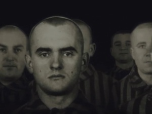 Jutro na Dworcu Centralnym na ogromnym telebimie emisja spotu upamiętniającego I Transport [Polaków] do Auschwitz