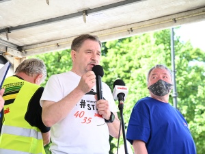 Piotr Duda: Pan Gowin ma w sercu geny liberała, nienawidzi związków zawodowych, gardzi pracownikami