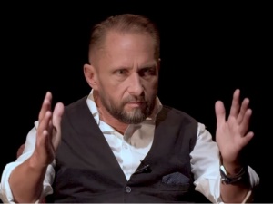 Zwykły półgłówek jesteś (...) Cześć, matole. Durczok obraża Pawła Kukiza