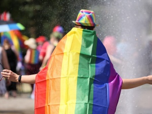 Rusza Parada Równości. Policja obstawiła siedzibę Ordo Iuris