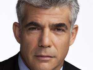 Polacy próbują zaprzeczyć. Jair Lapid nowy szef MSZ Izraela kłamał na temat swojej babci. Teraz atakuje Polskę