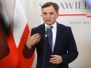 Ziobro: Tortury to zbrodnia prawa międzynarodowego