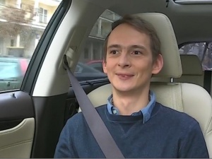 „Często pytacie mnie, gdzie można mi przelać stówkę…”. Jaś Kapela założył zbiórkę. Co na to internauci?