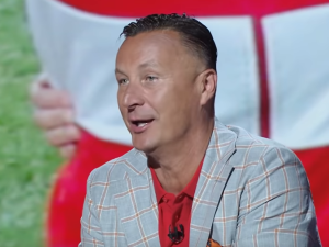 Były reprezentant Polski i ekspert telewizyjny sprzedawał podrabiane zegarki? „Wisi ludziom pieniądze”