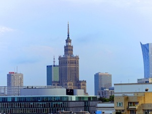Skandal w warszawskim ratuszu! Wysłano numery ksiąg wieczystych do osób nieuprawnionych